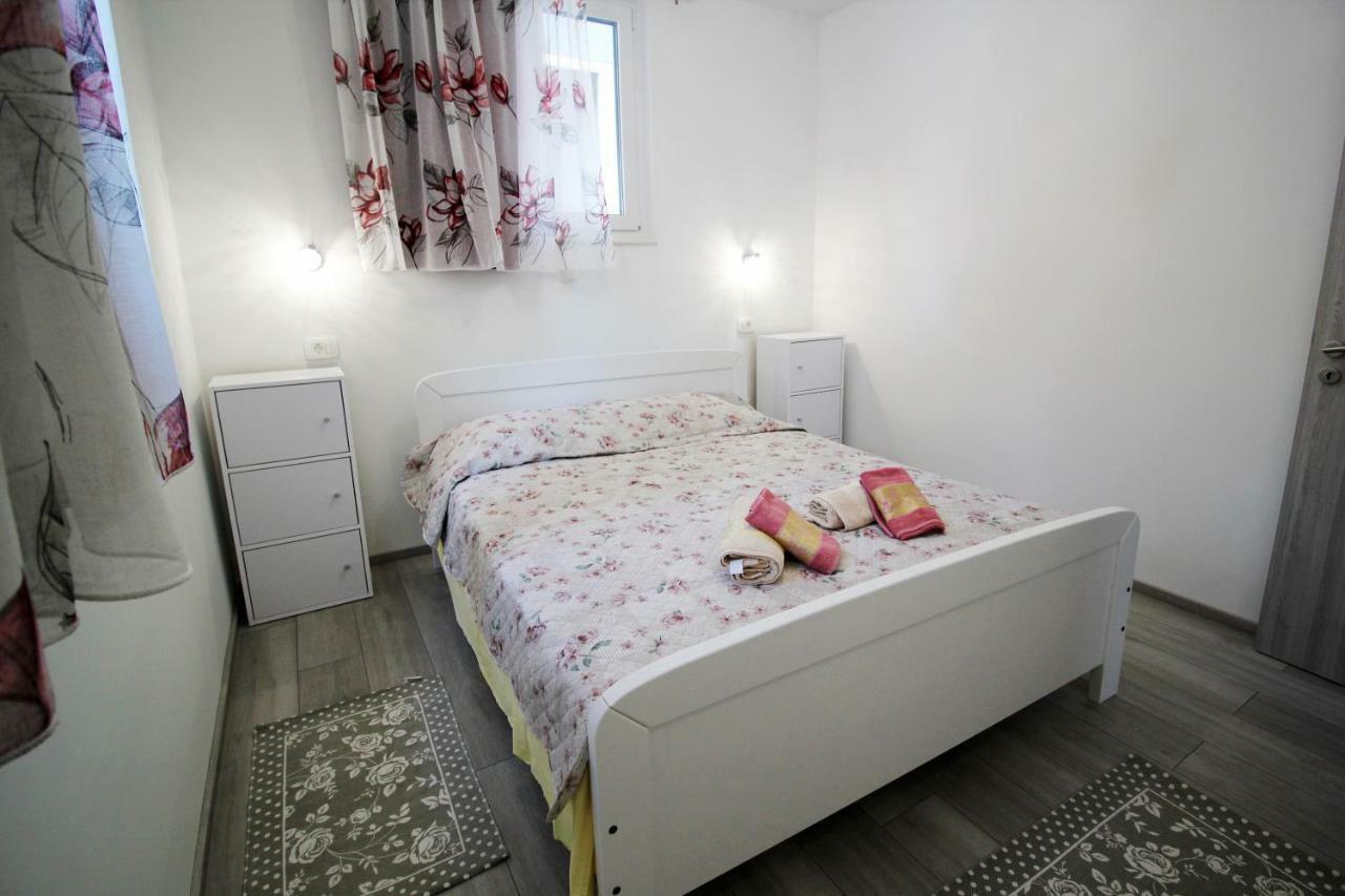 Apartment Kala Kaštela Εξωτερικό φωτογραφία